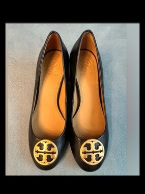 Tory Burch Chelsea Signature Logo Classic Leather Flat Ballet Shoe 9
